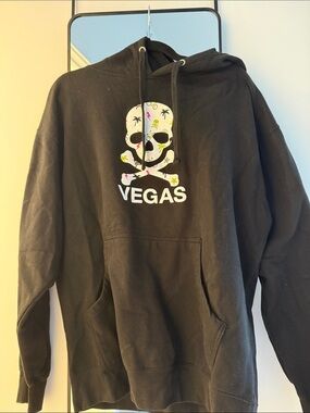soulcycle Black Crewneck Sweatshirt with Colorful Skull Graphic